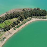 Terreno. Con Attività di Street Food sul lago