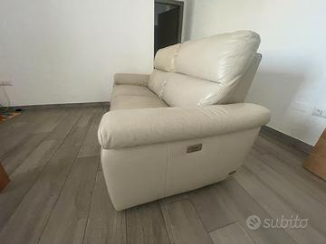 Divano 2 posti - Vera pelle, relax elettrico
