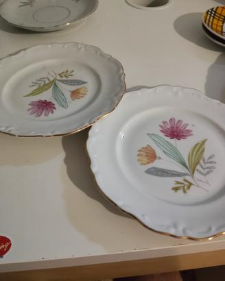 piatti e piattini in ceramica 
