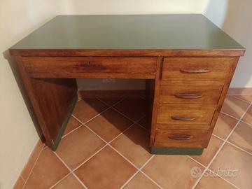 scrivania anni 50/60