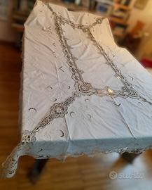 Tovaglia per 12 persone rettangolare con abbondant