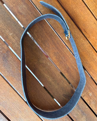 Cintura in similpelle blu-nera lunga 87 cm