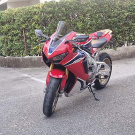 Honda CBR 1000 RR SP