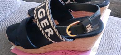 Tommy Hilfiger sandali usati originali N 37