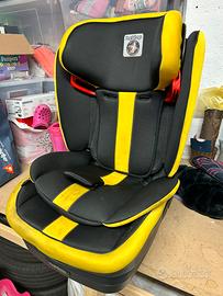 Seggiolino auto