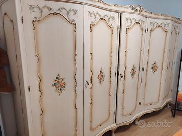 armadio piu comodini