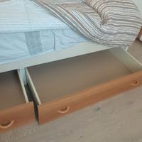 letto singolo con mobile e cassetti