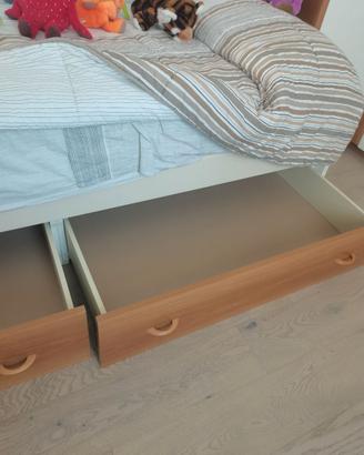 letto singolo con mobile e cassetti