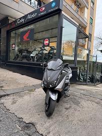 Yamaha T Max 530