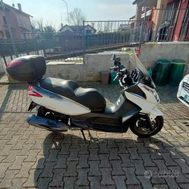 Kymco downtown 300i