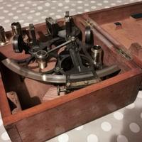 Antico sestante “Henry Hughes & Sons Ltd” c.1880