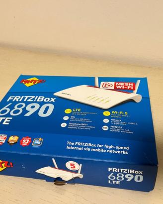AVM FRITZ!Box 6890, model LTE o DSL fino a 300 Mbi