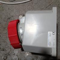materiale elettrico presa CEE IP67 32A 3P+N+T