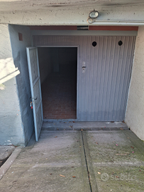 Garage-magazzino PONTE TARO