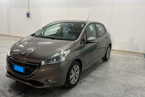 Peugeot 208 - 2014