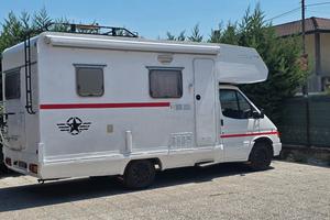 Ford transit 2.5 td. Pronto per il vostro viaggio
