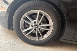 Cerchi da 16 originali mercedes con gomme