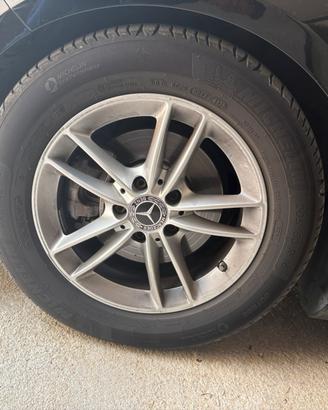 Cerchi da 16 originali mercedes con gomme