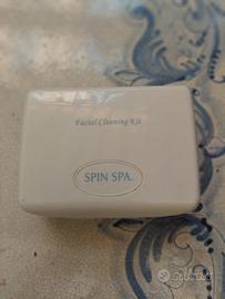 facial cleaning kit. pulizia e massaggio del viso 