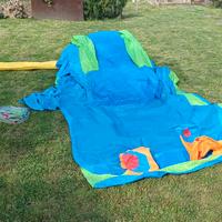 gonfiabile con acqua 
