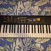 pianola Yamaha PSR-F52 – Come nuova