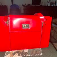 Borsetta rossa molto chic artigianale fiorentina