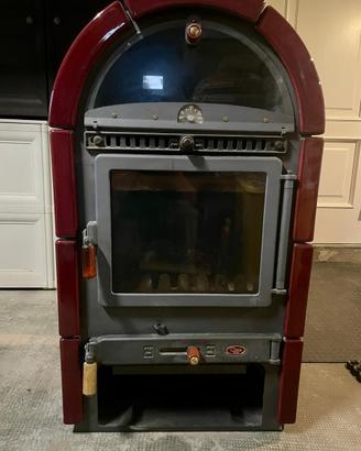 Stufa a legna con forno