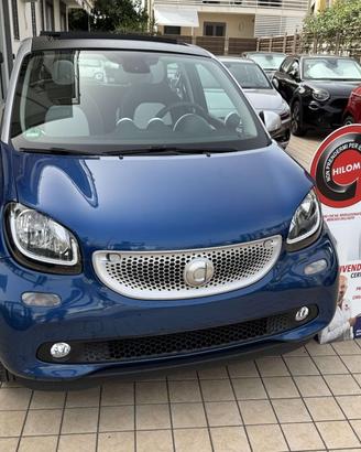SMART ForFour 1.0 Passion 71cv Cabrio Navi Led