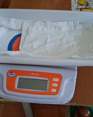 Bilancia neonato