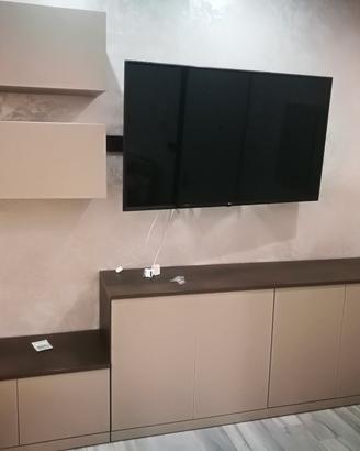 Parete attrezzata moderna porta TV – Pari al nuovo