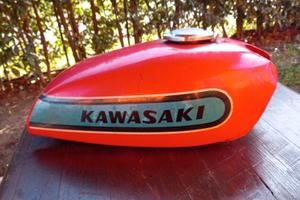 KAWASAKI S3 400 MACH Ii TRIPLE : serbatoio 