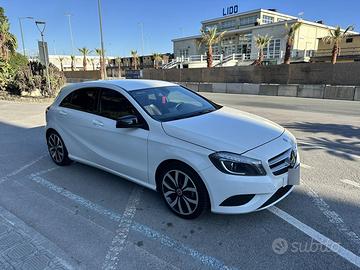 Mercedes a180d 109cv Night Edition