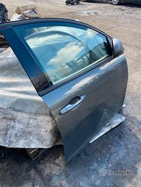 Porta anteriore lancia Y
