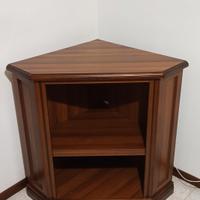 Mobile  per televisione ad angolo