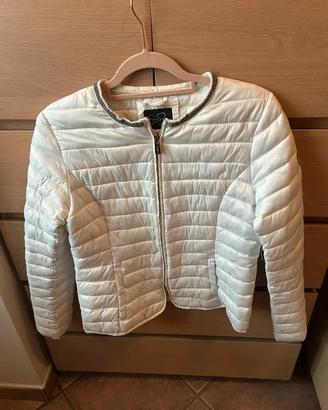 Piumino leggero bianco con dettaglio gioiello L ve