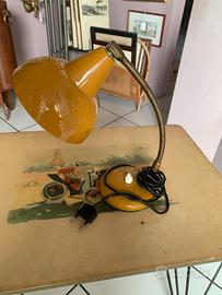 LAMPADA DA TAVOLO ANNI 50