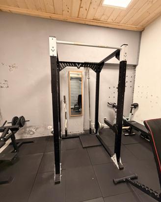 attrezzatura per palestra da casa