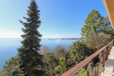 VILLA SINGOLA A TOSCOLANO-MADERNO