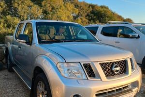 Nissan Navara 2.5 dCi 190CV 4 porte Double Cab XE