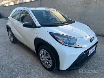 Toyota Aygo X 1.0 benz. 72cv Active CARPLAY/CAMERA