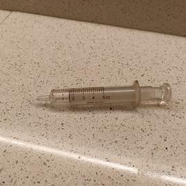 Siringa in vetro anni 50/60