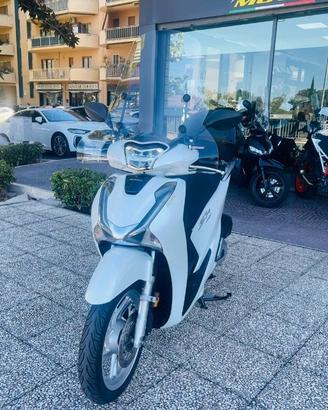 HONDA SH 150 TUTTO INCLUSO ANCHE PASSAGGIO! MINI