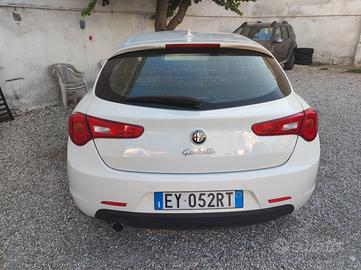 Alfa Romeo Giulietta 1.6 JTDm-2 120 CV Exclusive
