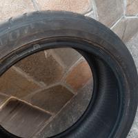 2 pneumatici Dunlop 225/45/17