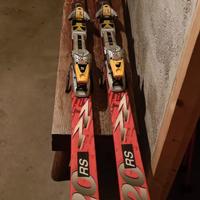 Sci volki con attacchi salomon equipe 900