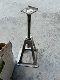 Martinetti per camper o roulotte Fiamma