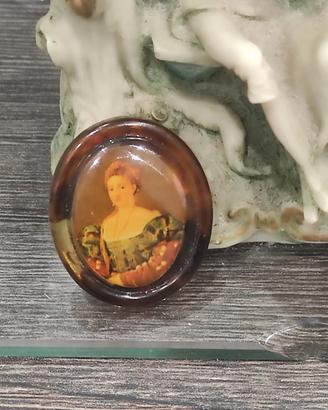 Spilla in bachelite anni 40