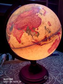 MAPPAMONDO ANNI '80 CON LUCE INTERNA