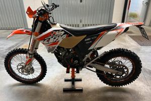 KTM 250 EXC-F Factory a Carburatore 4 tempi