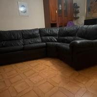 divano letto angolare nero in pelle Nicoletti 